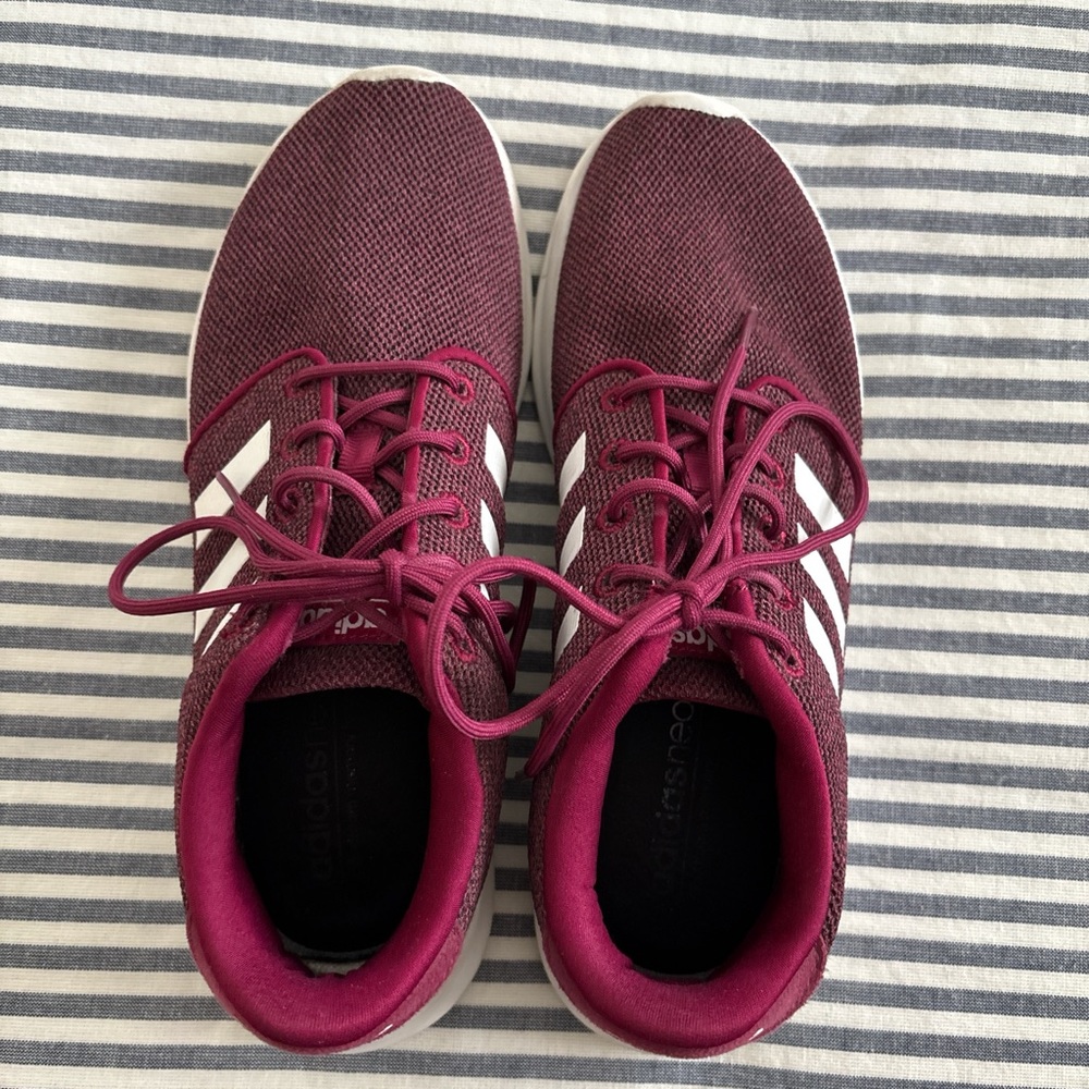 Adidas Cloudfoam Maroon Athletic Shoes; Size 7.5
